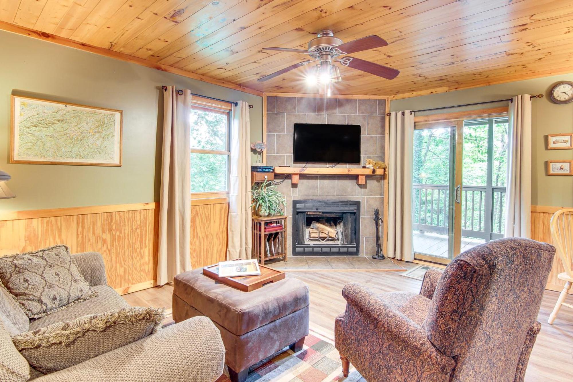 Charming Fox Den Cabin In Whittier With Hot Tub! Exteriör bild